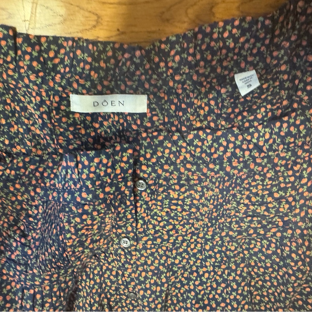 Down Farley Top - Navy Bisou Floral size small